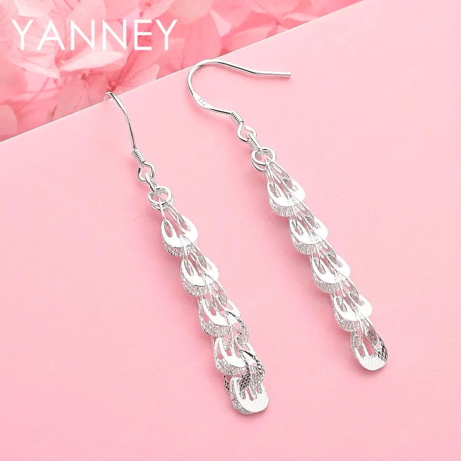 Exquisite and creative 925 sterling silver earrings for women, fashion accessories, wedding gifts, and jewelry.